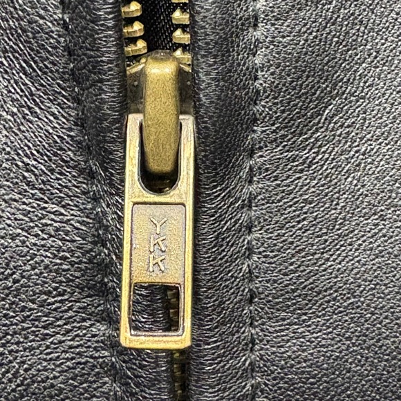 Burks Bay Mens XL Black Leather Bomber Jacket World Series Poker Patch Zip Up - Picture 15 of 15